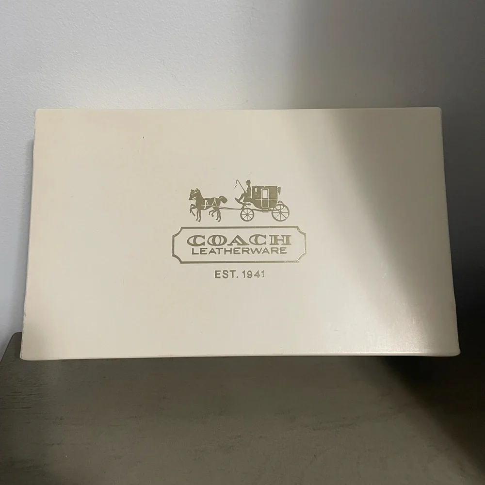 Black Coach Wallet. - Picture 2 of 3